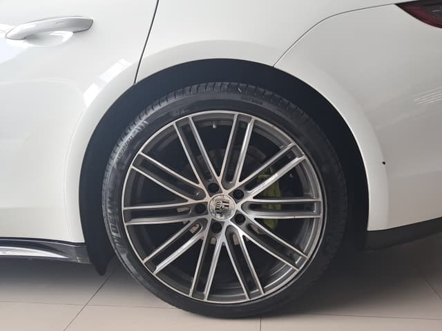 Porsche Panamera WHEEL_ARG