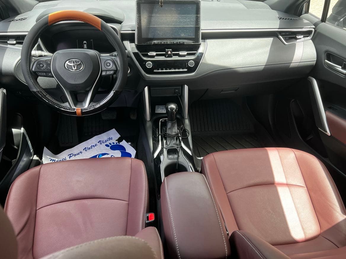 Toyota Corolla X Air Distinctive +