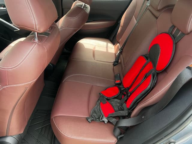 Toyota Corolla X Air REAR_SEAT
