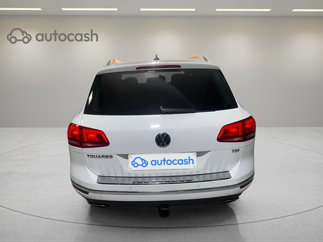 Volkswagen Touareg REAR