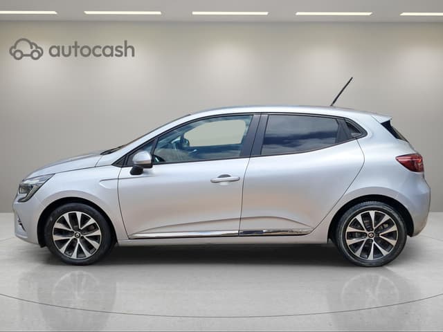 Renault Clio LEFT