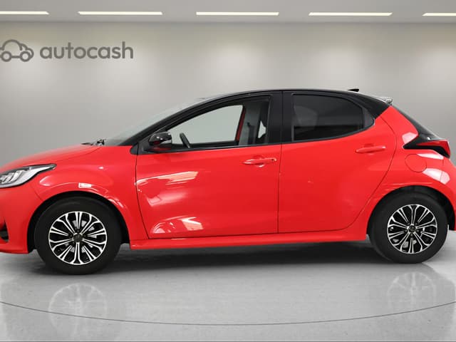Toyota Yaris LEFT