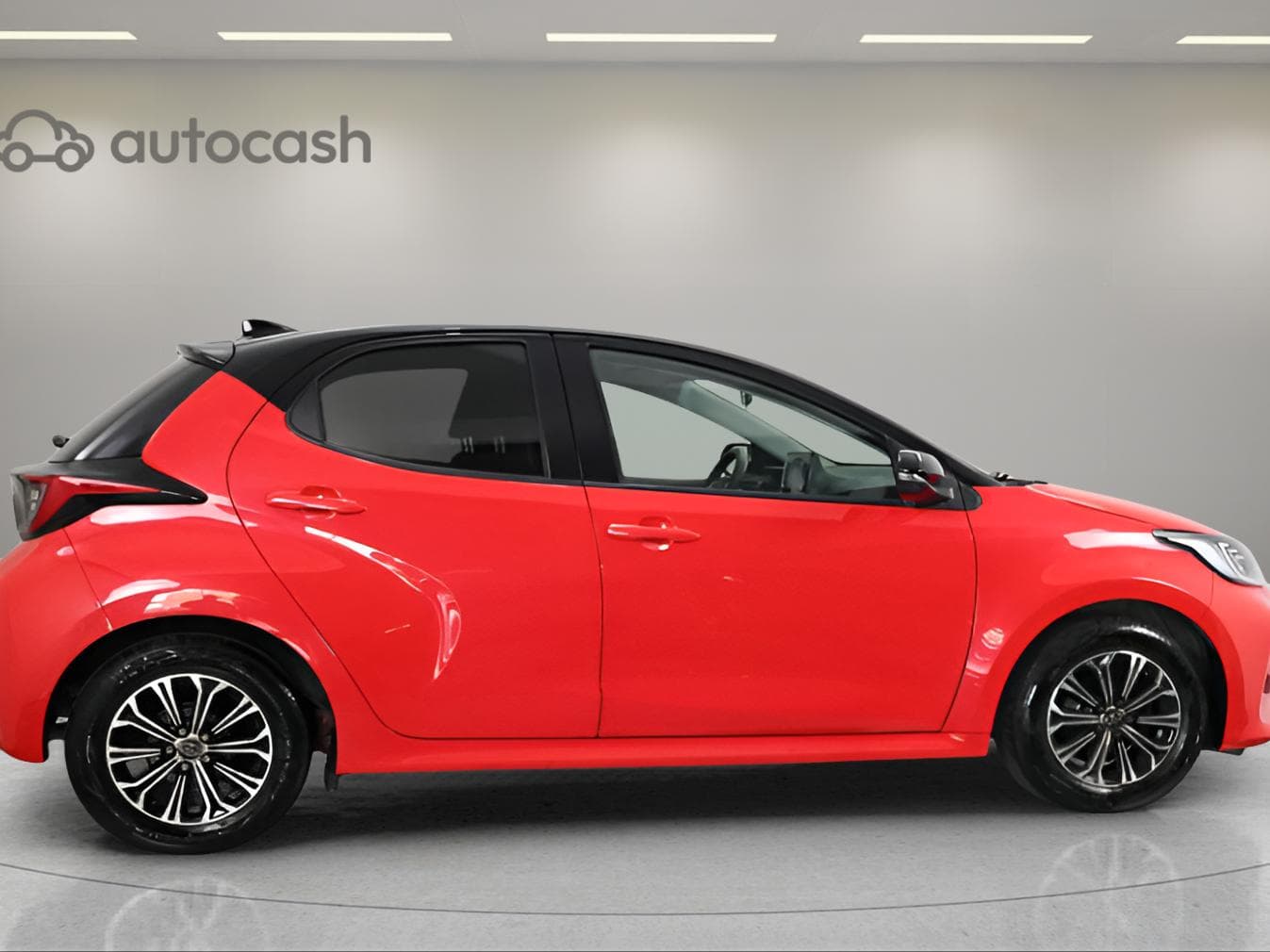 Toyota Yaris 1.0 VVT-i 71 Distinctive+