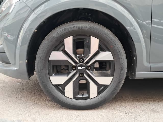 Dacia Logan WHEEL_AVG