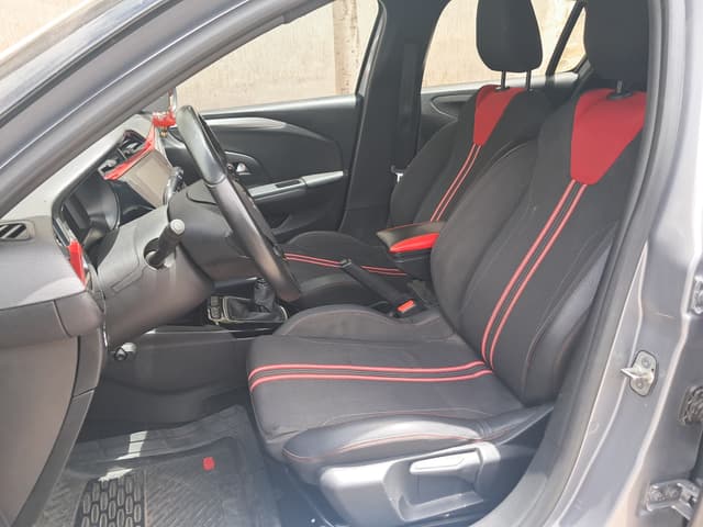 Opel Corsa FRONT_SEAT