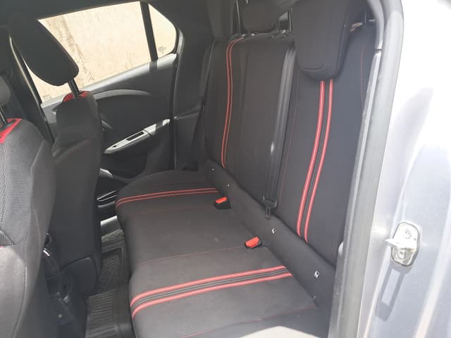 Opel Corsa REAR_SEAT