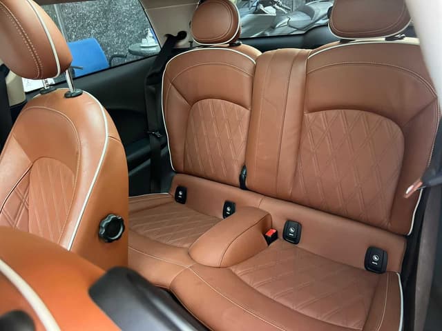 Mini Cooper 3 portes REAR_SEAT