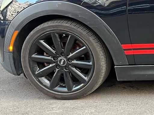 Mini Cooper 3 portes WHEEL_AVG