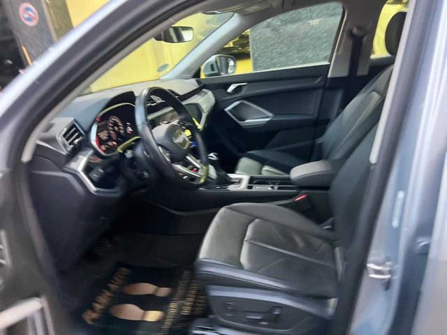 Audi Q3 FRONT_SEAT