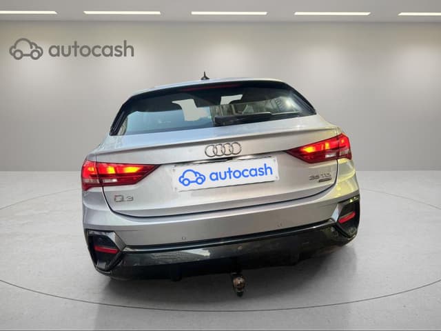 Audi Q3 REAR