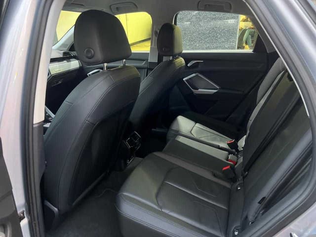 Audi Q3 REAR_SEAT