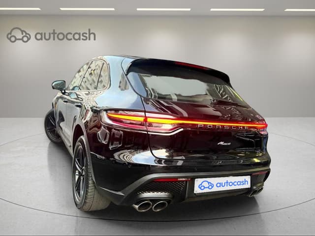 Porsche Macan REAR
