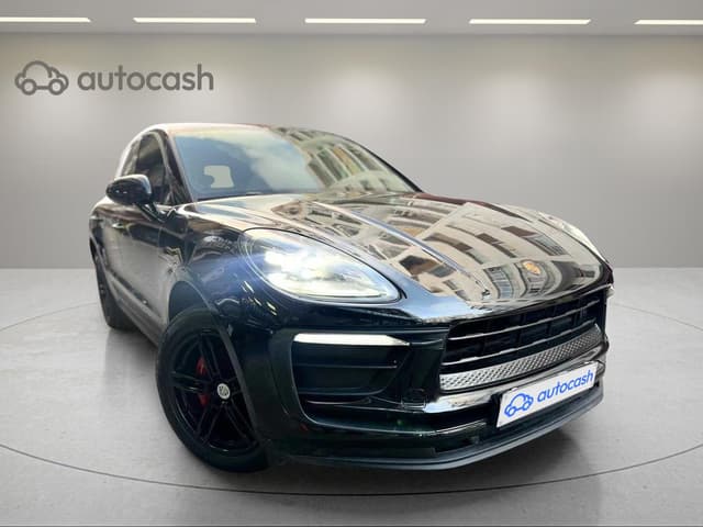 Porsche Macan RIGHT