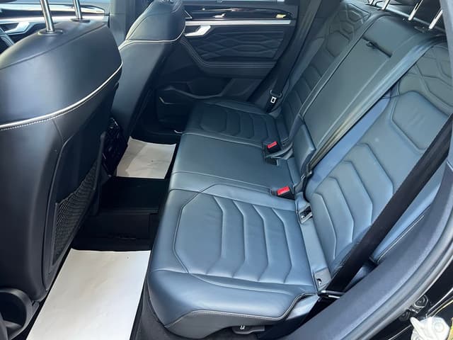 Volkswagen Touareg REAR_SEAT