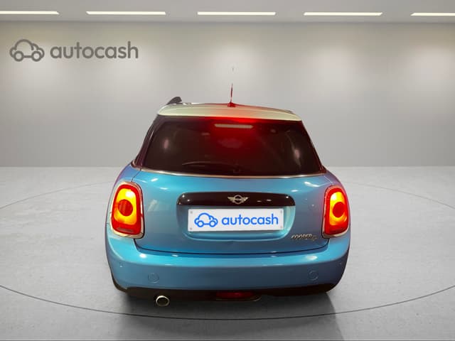 Mini Cooper 5 portes REAR