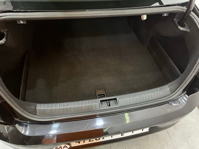 Volkswagen Passat TRUNK