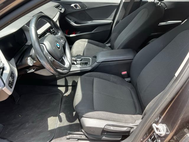 Bmw Série 1 FRONT_SEAT