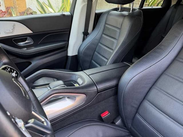 Mercedes GLE FRONT_SEAT