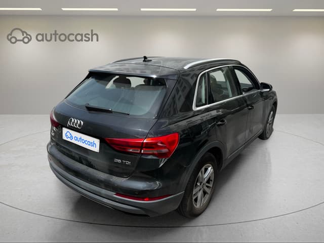 Audi Q3 LEFT