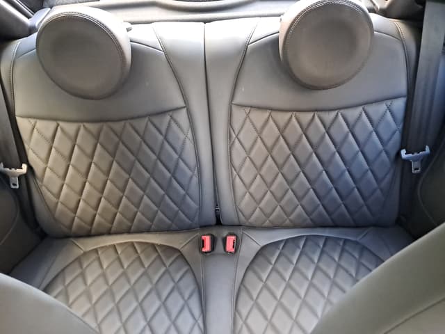 Abarth 595 REAR_SEAT