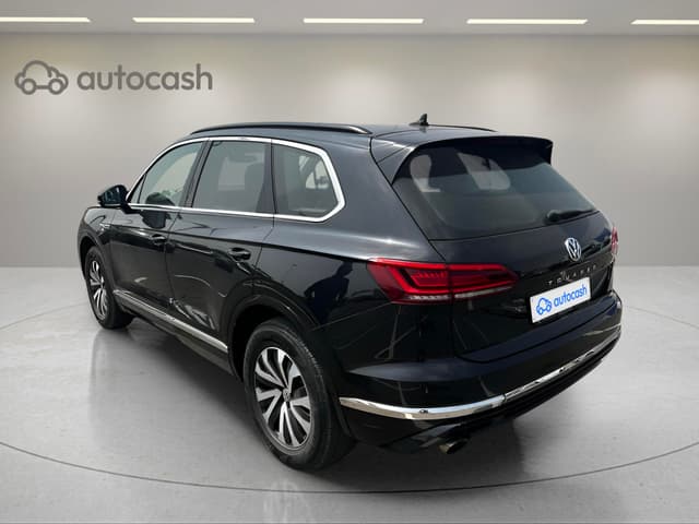 Volkswagen Touareg LEFT