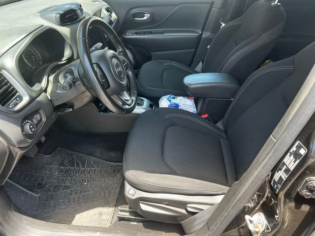 Jeep Renegade FRONT_SEAT