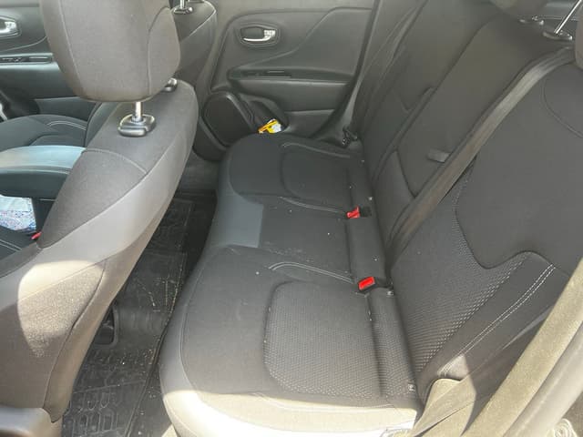 Jeep Renegade REAR_SEAT