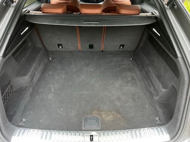 Audi Q8 TRUNK