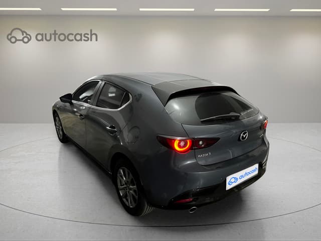 Mazda 3 LEFT