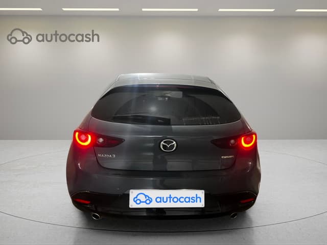 Mazda 3 REAR
