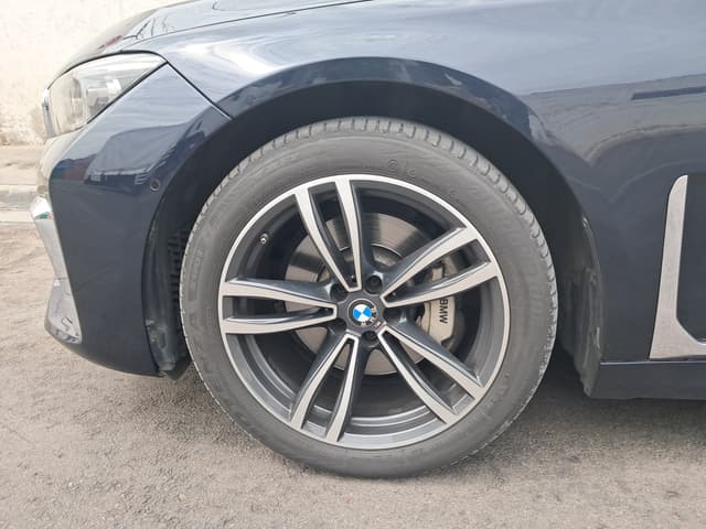 Bmw Série 7 WHEEL_AVG
