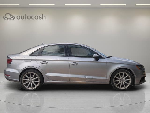 Audi A3 RIGHT
