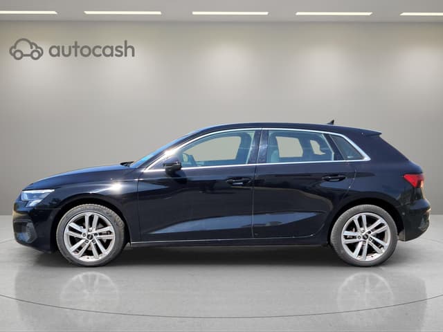 Audi A3 Sportback LEFT