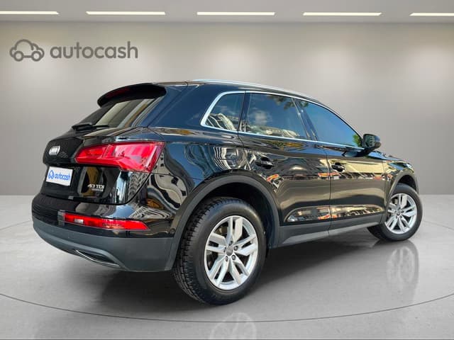 Audi Q5 LEFT