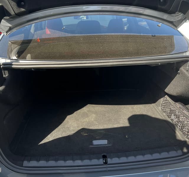 Bmw Série 2 Gran Coupé TRUNK