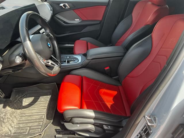 Bmw Série 1 FRONT_SEAT