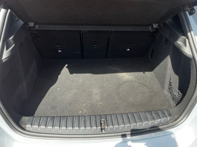 Bmw Série 1 TRUNK