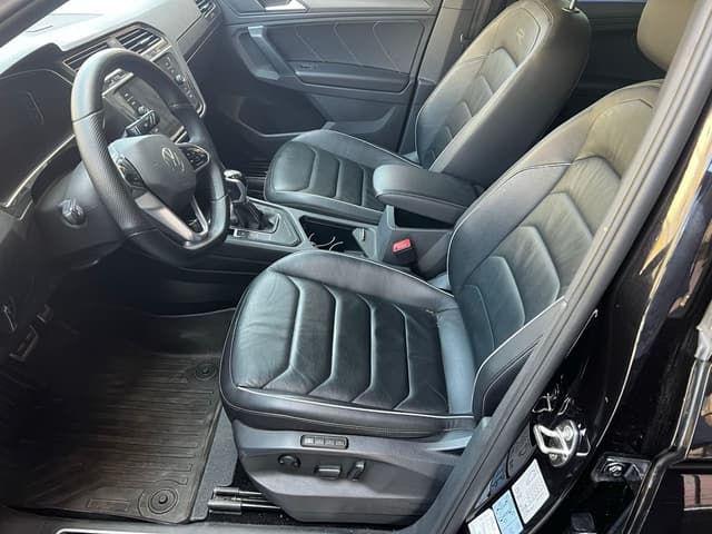 Volkswagen Tiguan FRONT_SEAT
