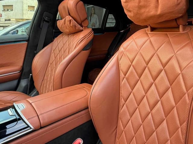 Mercedes Classe S FRONT_SEAT