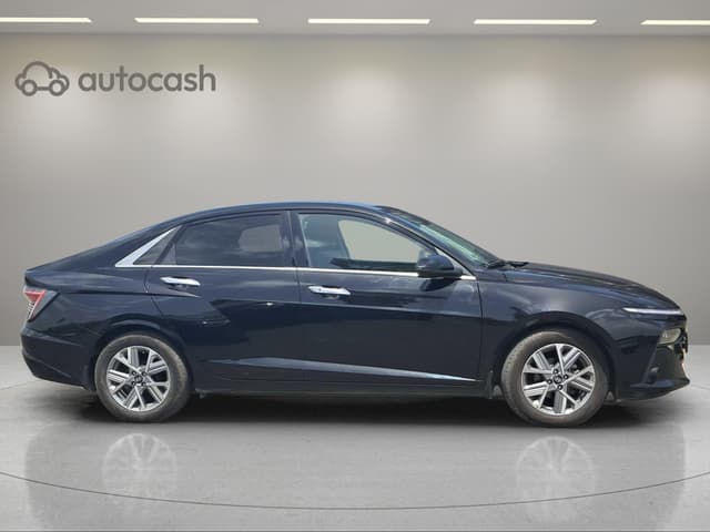 Hyundai Accent RIGHT