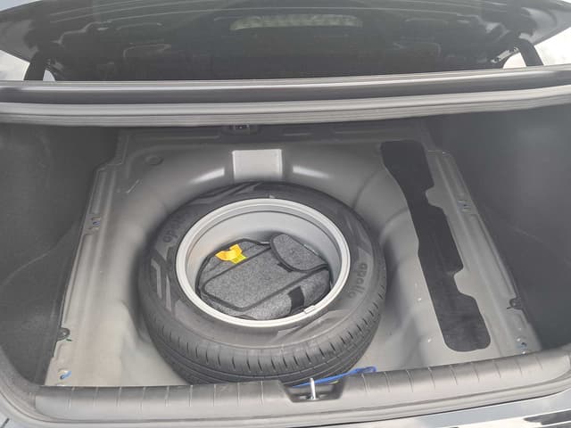Hyundai Accent TRUNK