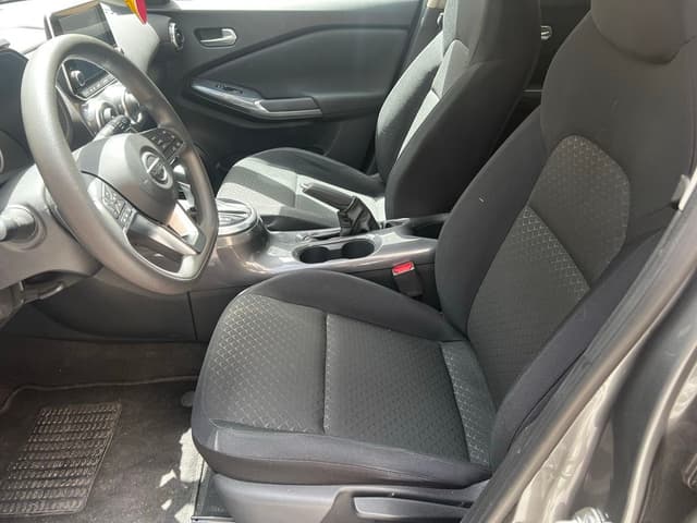 Nissan Juke FRONT_SEAT