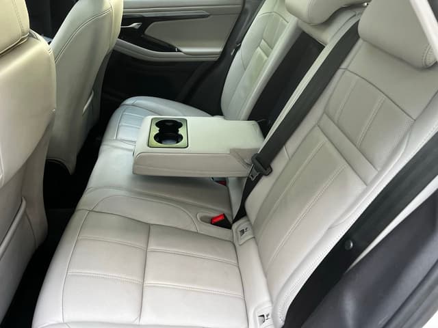 Land rover Range Rover Evoque REAR_SEAT