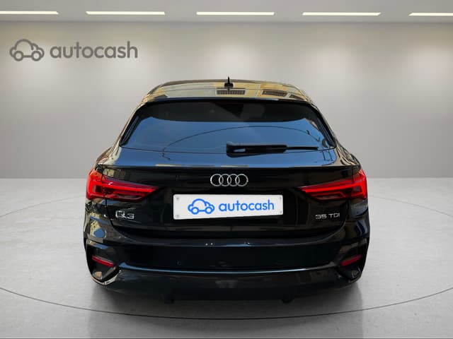 Audi Q3 REAR