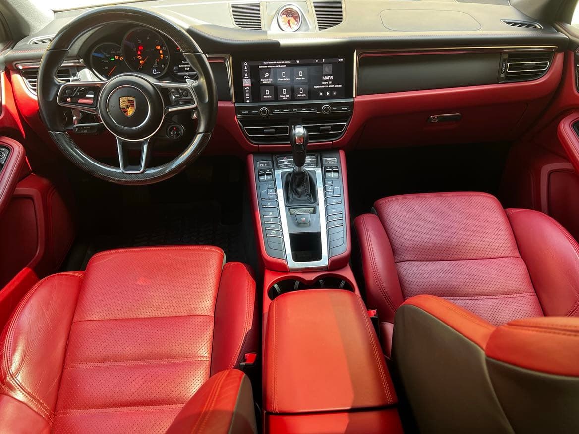 Porsche Macan S
