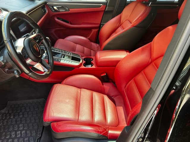 Porsche Macan FRONT_SEAT
