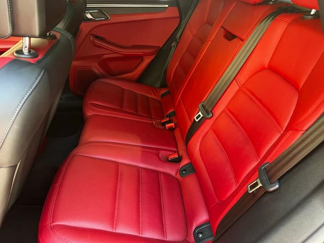 Porsche Macan REAR_SEAT
