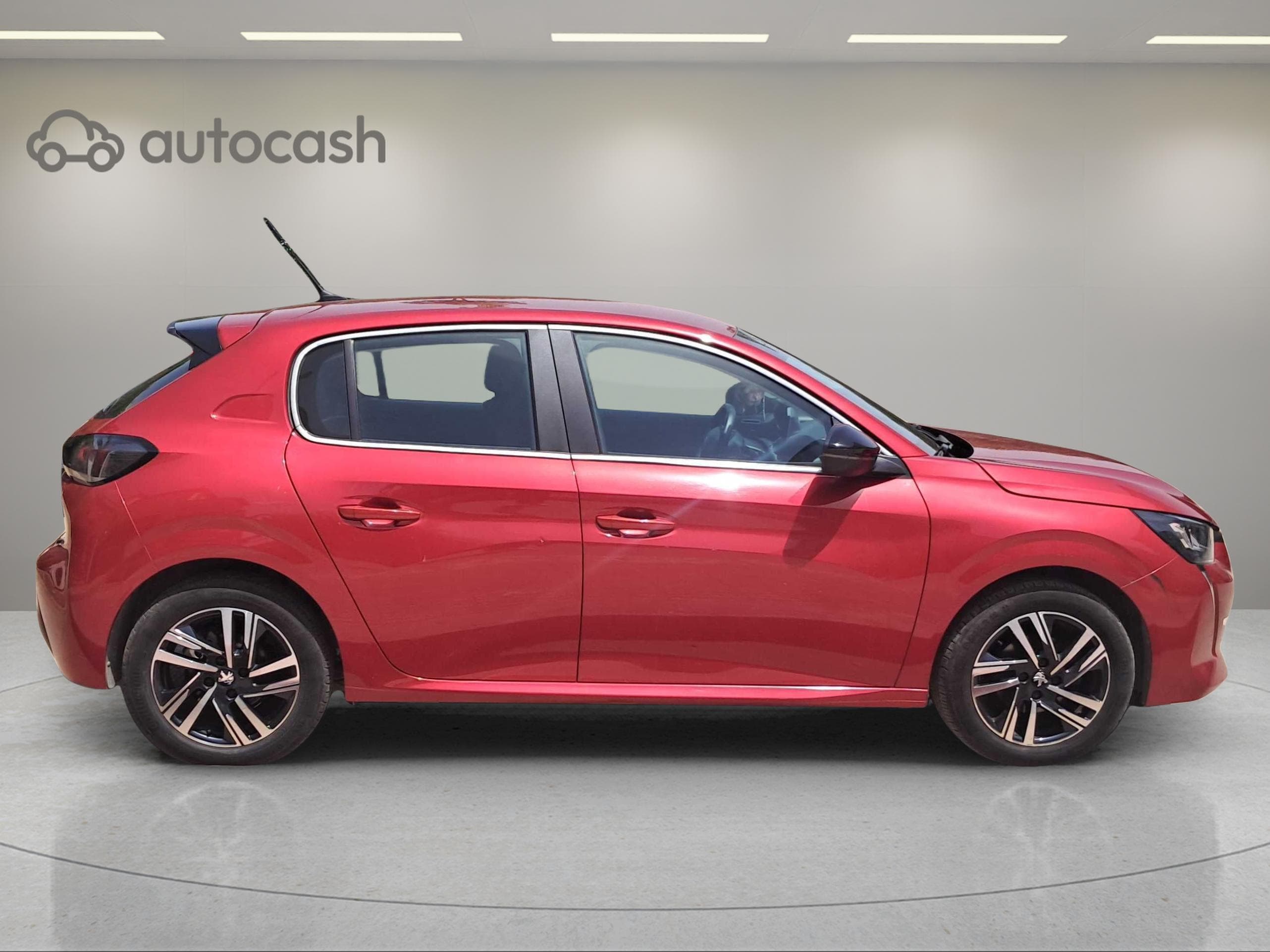 Peugeot 208 1.6 HDi 92 Allure Pack