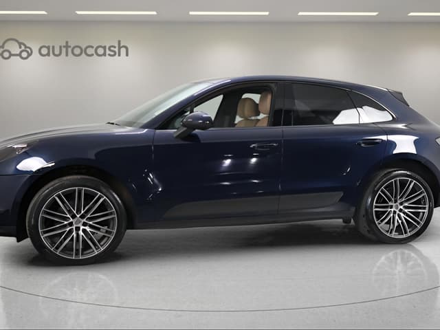 Porsche Macan LEFT