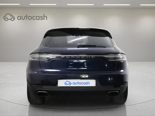 Porsche Macan REAR